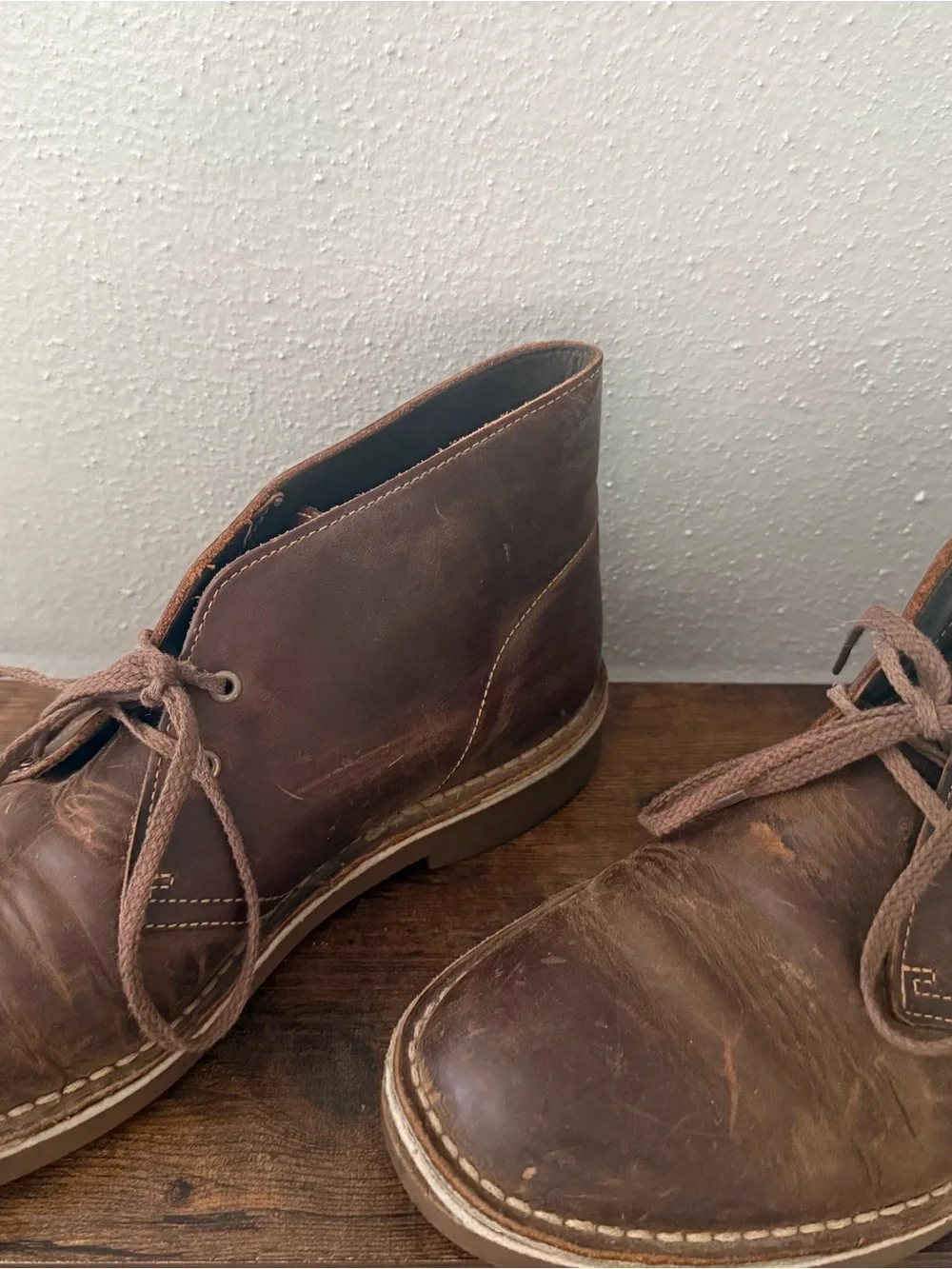 Clark’s Men's Brown Leather Chukka Boots